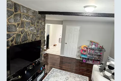 595 Main Street, Woonsocket, RI 02895 - Photo 34