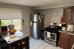 595 Main St, Woonsocket, RI 02895 - Photo 4