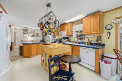 70 Robin Drive, Tiverton, RI 02878 - Photo 10