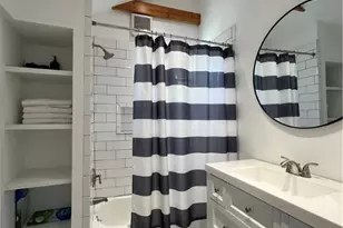 33 Young St, Newport, RI 02840 - Photo 22