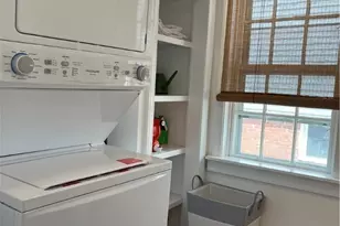 33 Young St, Newport, RI 02840 - Photo 10