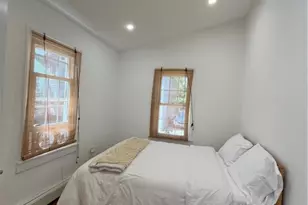 33 Young St, Newport, RI 02840 - Photo 8