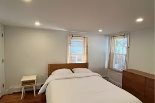 33 Young St, Newport, RI 02840 - Photo 26