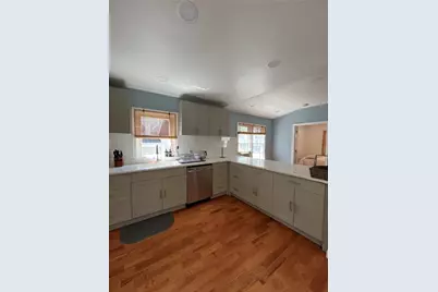 33 Young Street, Newport, RI 02840 - Photo 16