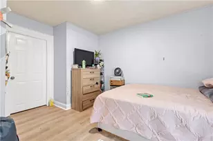 152 Washington St, Central Falls, RI 02863 - Photo 20