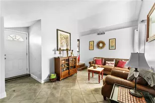 36 Woodbine St, East Providence, RI 02915 - Photo 12