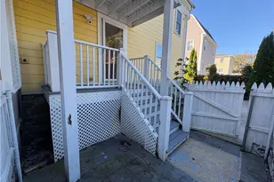 22 Stockholm St, Newport, RI 02840 - Photo 14