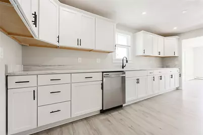 312 Wakefield Street, West Warwick, RI 02893 - Photo 12