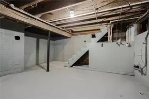 312 Wakefield St, West Warwick, RI 02893 - Photo 24