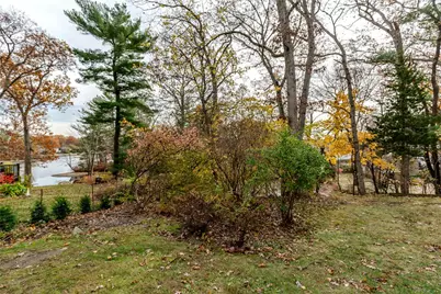 28 Lakeview Drive, Smithfield, RI 02828 - Photo 2