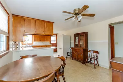 28 Lakeview Drive, Smithfield, RI 02828 - Photo 8