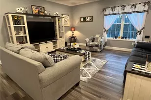 211 Whipple Ave, Burrillville, RI 02858 - Photo 8