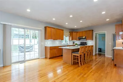 11 Raven Circle, Cranston, RI 02921 - Photo 12