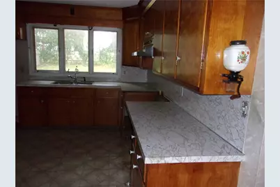 79 Alan Avenue, Portsmouth, RI 02871 - Photo 2