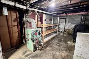 36 Messina St, Providence, RI 02908 - Photo 24