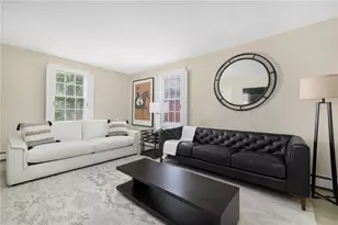 24 Barney St, Newport, RI 02840 - Photo 14