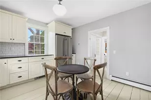 24 Barney St, Newport, RI 02840 - Photo 10