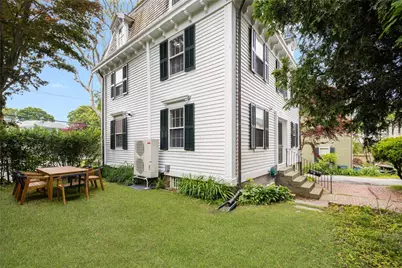 24 Barney Street, Newport, RI 02840 - Photo 6