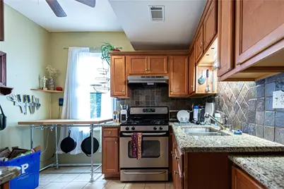 125 Pleasant Street, Providence, RI 02906 - Photo 10