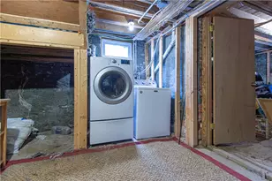 125 Pleasant St, Providence, RI 02906 - Photo 34