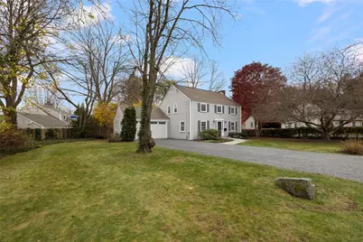 33 Melrose Avenue, Barrington, RI 02806 - Photo 2