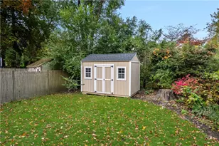 33 Melrose Ave, Barrington, RI 02806 - Photo 28