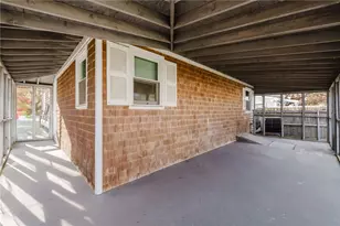 17 Whitaker Ave, East Providence, RI 02916 - Photo 8