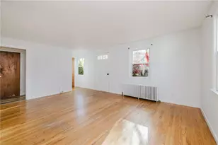 17 Whitaker Ave, East Providence, RI 02916 - Photo 22