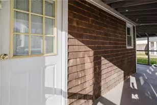 17 Whitaker Ave, East Providence, RI 02916 - Photo 50