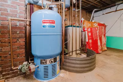 17 Whitaker Avenue, East Providence, RI 02916 - Photo 40