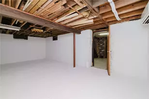 17 Whitaker Ave, East Providence, RI 02916 - Photo 36