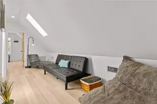 825 Hope St, Bristol, RI 02809 - Photo 8