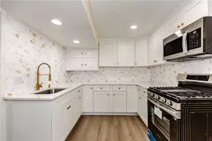 30 Bear Hill Rd, Cumberland, RI 02864 - Photo 14