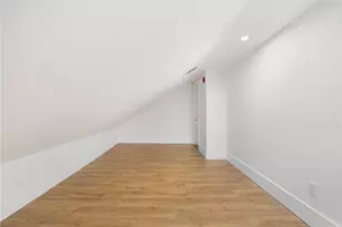 54 Sutton St, Providence, RI 02903 - Photo 20