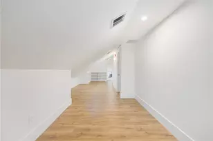 54 Sutton St, Providence, RI 02903 - Photo 18