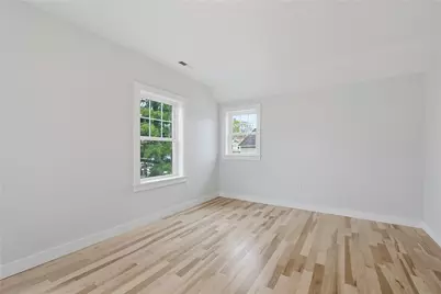 33 Jefferson Avenue, East Providence, RI 02915 - Photo 38