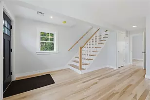 33 Jefferson Ave, East Providence, RI 02915 - Photo 4