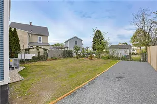 33 Jefferson Ave, East Providence, RI 02915 - Photo 44
