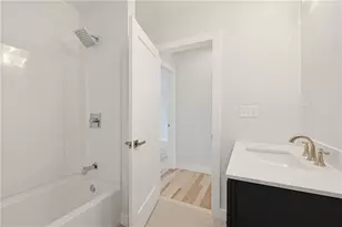33 Jefferson Ave, East Providence, RI 02915 - Photo 34