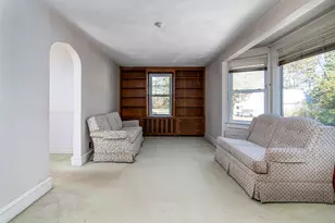 154 Essex Rd, North Kingstown, RI 02852 - Photo 16