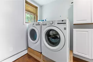 75 Staghead Dr, Burrillville, RI 02859 - Photo 16