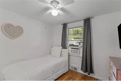 21 Lake Drive, North Kingstown, RI 02852 - Photo 20