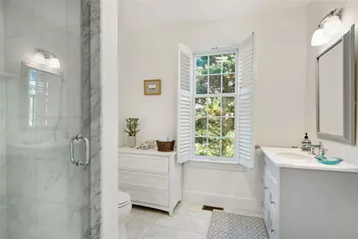 591 Ocean Avenue, Newport, RI 02840 - Photo 32