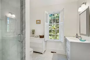 591 Ocean Ave, Newport, RI 02840 - Photo 32