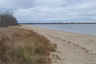 375 Namquid Dr, Warwick, RI 02886 - Photo 32