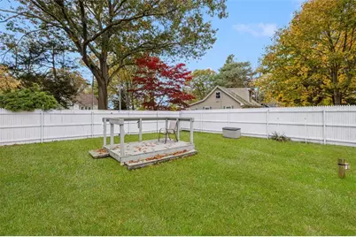 375 Namquid Drive, Warwick, RI 02886 - Photo 22