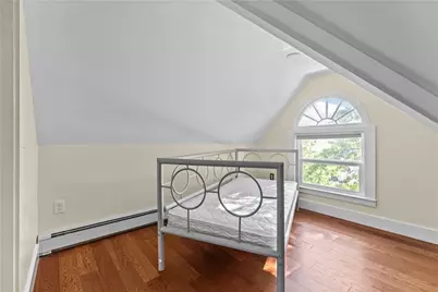 18 Rhode Island Avenue #3, Newport, RI 02840 - Photo 20