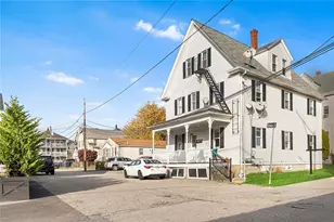 2 Chilton St, Bristol, RI 02809 - Photo 1