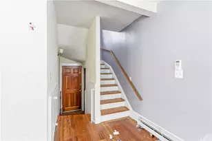 303 Narragansett St, Cranston, RI 02905 - Photo 10