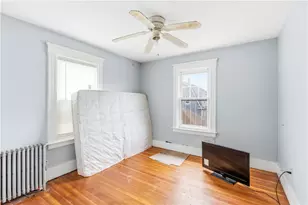 303 Narragansett St, Cranston, RI 02905 - Photo 4